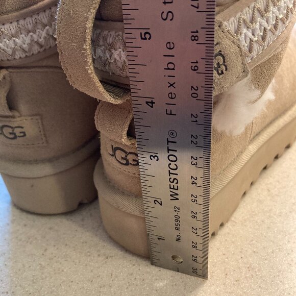 UGG Classic Ultra Mini Alpsey Boot Women Size 7 Tan - Picture 16 of 16